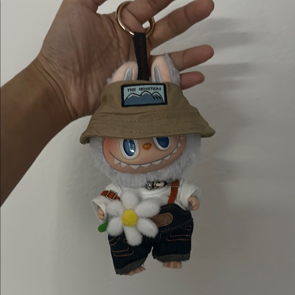 Fall in wind labubu - authentic